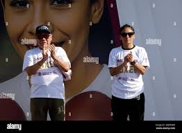 Ruben olivares boxing hi-res stock photography and images