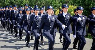 Polis akademisi alımlarında istenen taban puan 70 olarak görülüyor. Pmyo Polis Alimi Polislik Taban Puanlari 2020 Ne Kadar Ve Pmyo Basvurulari Ne Zaman Egitim Haberleri
