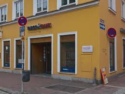Parkplätze, hotels, restaurants und weitere services wie geldautomaten. Ihre Targobank In Landshut Altstadt 388