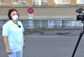 V mládí jsem pracovala jako vedoucí palubního personálu letecké společnosti. Napsali O Nas Rozhovor Verim Ze Vetsine Se Plice Po Covidu Uplne Vyleci Rika Predni Ceska Pneumolozka Prof Vasakova Lidovky Cz Fakultni Thomayerova Nemocnice
