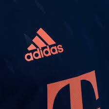Bayern munchen 2020 21 adidas champions league kit football fashion org footballfashion.org. Fc Bayern Trikot Champions League 19 20 Offizieller Fc Bayern Store