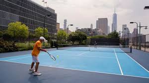 How safe is new york? Tennis Courts In Nyc Where To Play Outdoors If You Re On A Budget Amnewyork