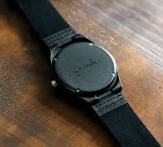 Isme Ozel Ve Orijinal Bir Hediye Dusunuyorsaniz Bu Ahsap Kol Saatini Ters Cevirin Www Roarcraft Com Tr Samsung Gear Wearable Samsung Gear Watch
