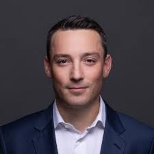 Denis Wane's Instagram, Twitter & Facebook