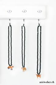 Wenn euch das tutorial gefallen hat, dann hinterlasst doch bitte einen kommentar oder empfehlt es weiter. Diy Schleich Kette Miriweber Ch Kreativ Diy Food Familien Travel Blog Und Fotografin Aus Der Schweiz