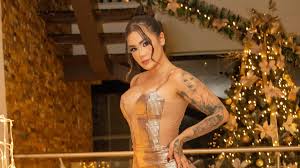 Cintia Cossio publicó recuerdo de cuando vendía zapatos