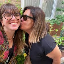 עמית סגל אומר לאמנון אברמוביץ את האמת בפנים ✓