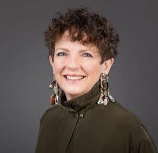 Justin Dearinger's Instagram, Twitter & Facebook