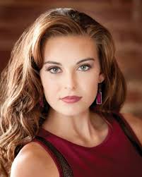 Lauryn Glotfelty-model