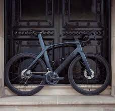 best road bikes on instagram t r e k want to get featured send me bikes photo by bespokecycling bestroadbike トレッキングバイク トレック 自転車