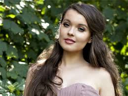 Sarah Shine (Performer)