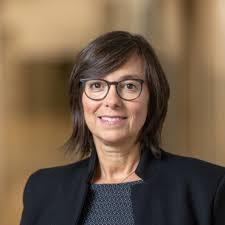 Corona has changed us: Students and employees talk about studying abroad  and international experience