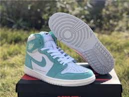 Jordan 1 Retro High Og White Black Light Smoke Grey Men S Shoe 2019 New Air Jordan 1 Turbo Green Men S Shoes Release Date Air Jordans Air Jordans Retro Jordan 1 Retro High