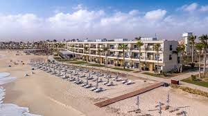 يتوفر بوفيه إفطار يومي في فندق g. Emaar Reopens Historic Al Alamein Hotel Hospitality Net