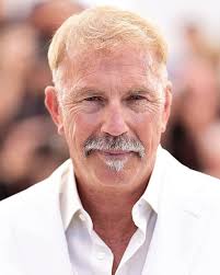 Fabulous sunny walk with Honey's sister, Maple and her humans. Labradors do  enjoy a swim! 🐾 Fran Jenkins Charlotte Jenkins Keith Jenkins