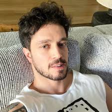 Murat boz ve aslı enver birlikteler mi? Murat Boz Dovme