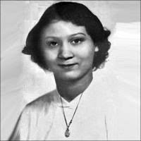 Joyce Frith's Instagram, Twitter & Facebook