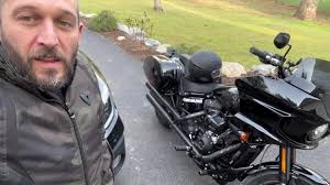 Crash bars installed! #hudsonvalley #harleydavidson #lowriderst #fyp  #motovlog #upstateny #bikelife #bungking #performancebagger #motorcycle  #revit #bellhelmets @Bell Helmets @RevZilla#