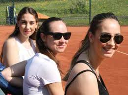 Tennis im Dreieck
