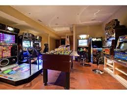 Preview the scenes to get a high score! Mansion Gaming Room Novocom Top