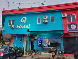 Kuala lumpur city is a melting pot of diverse culture, hence, a variety of international cuisine can be found in here, from local street food to michellin starred restaurants. Q Hotel Kuala Perlis Updated 2021 Prices