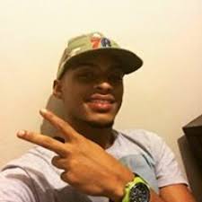 Stream Victor Chapman music