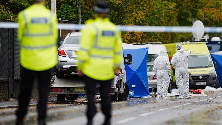Police given more time to question man arrested over Heaton Park synagogue  attack | UK News | Sky News