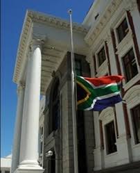 The modern design of the south african national flag is designed to represent unity. Ramaphosa Lowers Flags In Honour Of Mk Veteran Isaac Maphoto News24