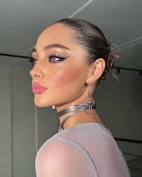 Ashley Esther's Instagram, Twitter & Facebook