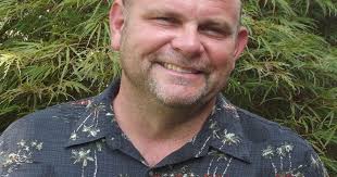 Morris, local business owner, files for seat