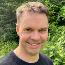 Linda Walker (@lindawalker81)