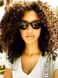 9 条Hair 点子，即刻收藏| 髮型、头发、头发灵感以及更多