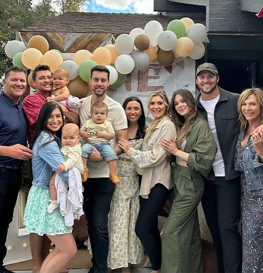 Hailee Steinfeld's Summer Plans With Josh Allen, Baby Girl