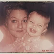 Tennille Pearson's Instagram, Twitter & Facebook