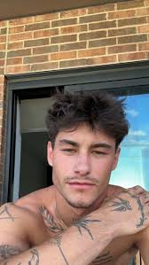 Aaron Caine (aaroncaine27)