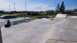 Besøkt 10/2019 05/2019 08/2018 05/2017. Gystadmarka Skatepark Pa Brettstedet