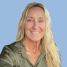 Candy Trimble's Instagram, Twitter & Facebook