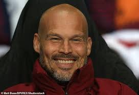 Any whatsapp group Gooners? ?