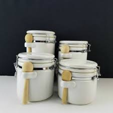 See more ideas about pyrex lids, pyrex, pyrex vintage. Winsome Ceramic White 4 Pcs Canister Set With Wooden Spoons Beckalar