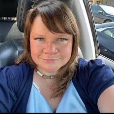 Could someone make the background a solid color? Please and thank you!