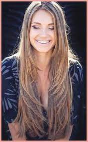 Lange Haarmodelle Glatte Haare Schnitt Stufenschnitt Frisuren Stufen Lange Haarschnitt Lange Haare Haarschnitt Frisuren Lange Haare Schnitt
