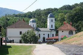 Manastir petkovica nalazi se u selu petkovica, u podnožju planine cer, 35 km od šapca. Petkovica Sabac Wikipedia