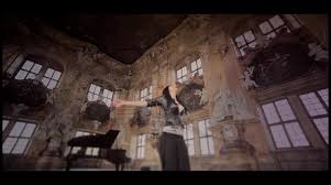 Między nami znów zaiskrzy, odnajdziemy blask i wdzięk zakończymy smutny shopping sztucznych, galerianych szczęść i będzie jak dawniej. Sylwia Grzeszczak Male Rzeczy Nowy Singiel Patrz Pl