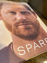 Here's what  [Goodreads.com](https://goodreads.com/?fbclid=IwZXh0bgNhZW0CMTAAAR25qG2ovXdHaknzexw4Yuxn14G-UbkEA_e1m-rPGqEHkcr-ATxG-1CHpRU_aem_9kxPGvAmJhZIYiy4LlBQPg)  has to say about my edition of "The Selfish Giant