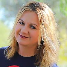 Cindy Worthen's Instagram, Twitter & Facebook