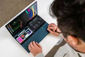 Ini merupakan laptop slim karena desainnya tipis. 5 Laptop Terbaru 2020 Dengan Prosesor Intel Core I7 Generasi 10