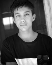 Harley Lucas's Instagram, Twitter & Facebook