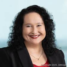 Francesca Oliveira's Instagram, Twitter & Facebook