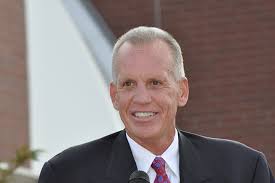 Disappointing Olympic moment turns golden for Doug Collins