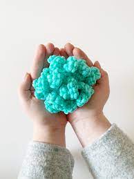 Haley S College Scrubby Daisy Farm Crafts